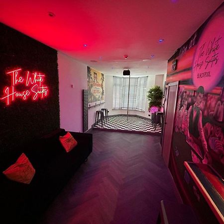 The White House Vegas Suites Blackpool Exteriör bild
