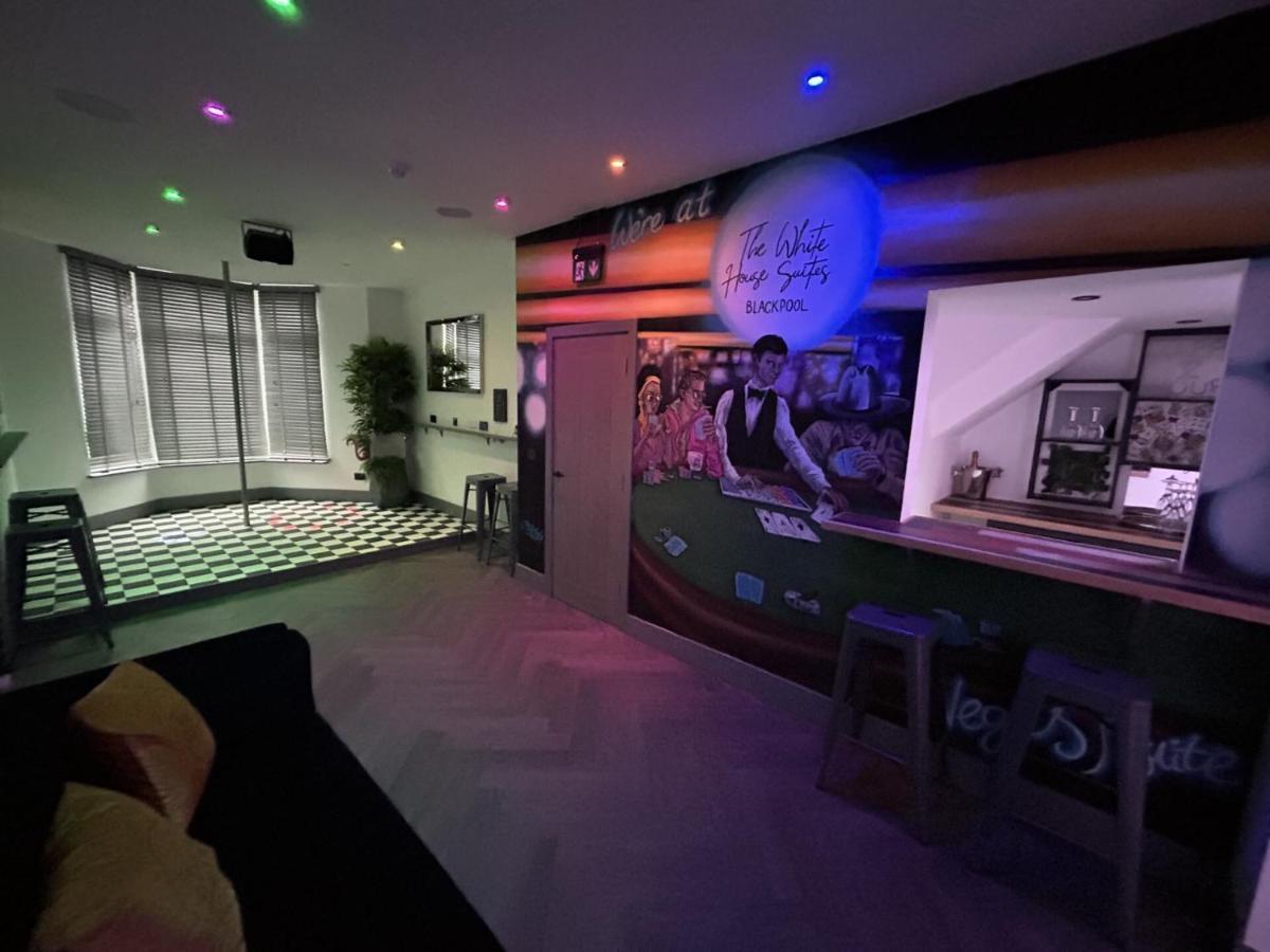 The White House Vegas Suites Blackpool Exteriör bild