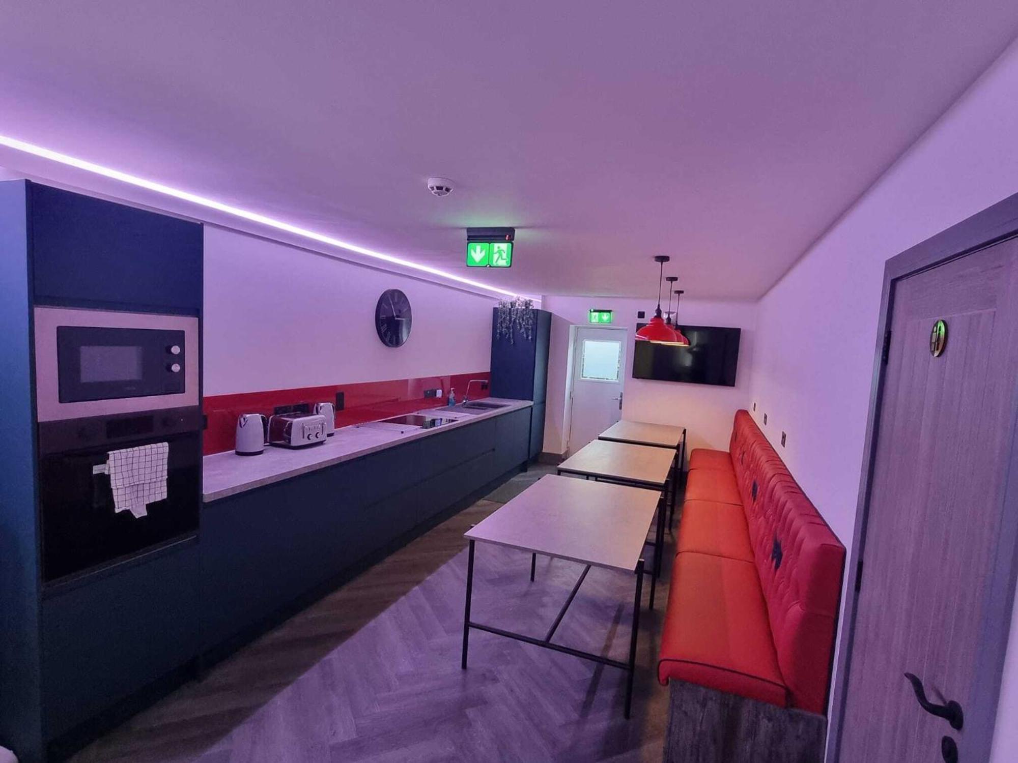 The White House Vegas Suites Blackpool Exteriör bild