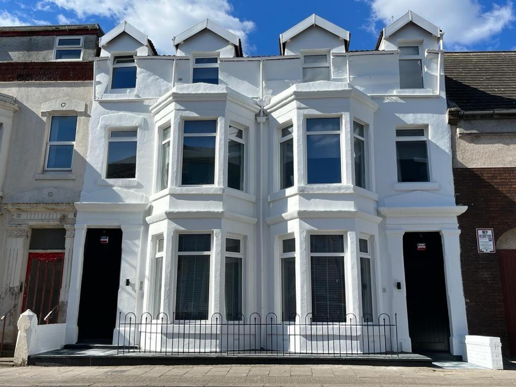 The White House Vegas Suites Blackpool Exteriör bild